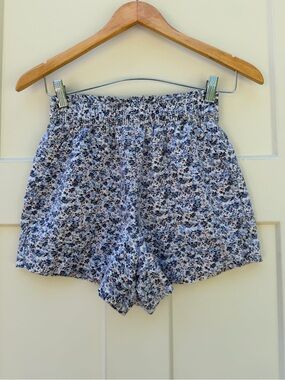 Abercrombie & Fitch Blue & White Floral High-Waist Womens Shorts XS Cottagecore